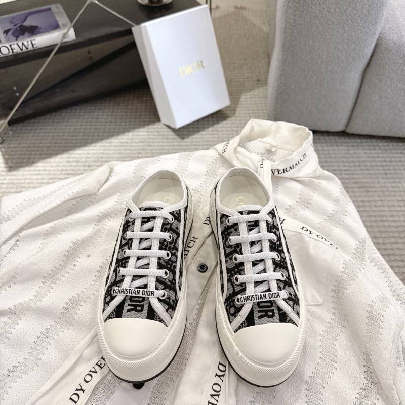 chr1st1an D10r sneakers